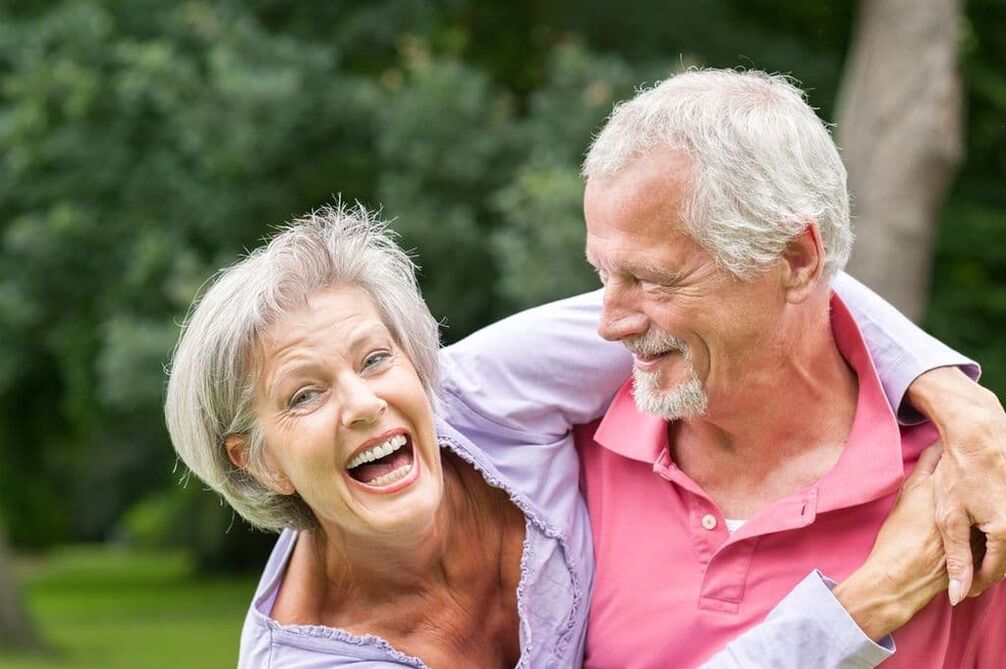Frau und Mann über 50 mit schlechter Potenz